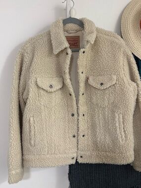 Levi's Cream Sherpa Jacket - Womens Plush Button-Front Overshirt